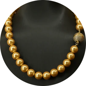 Perlenkette «Goldener Akzent»